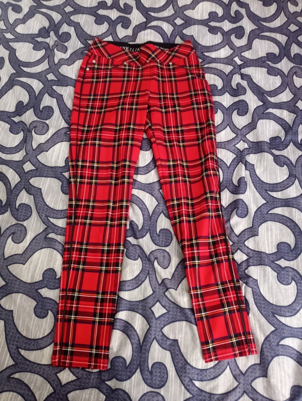 🎟NWOT LUXE SLIMS JEGGINGS🎟